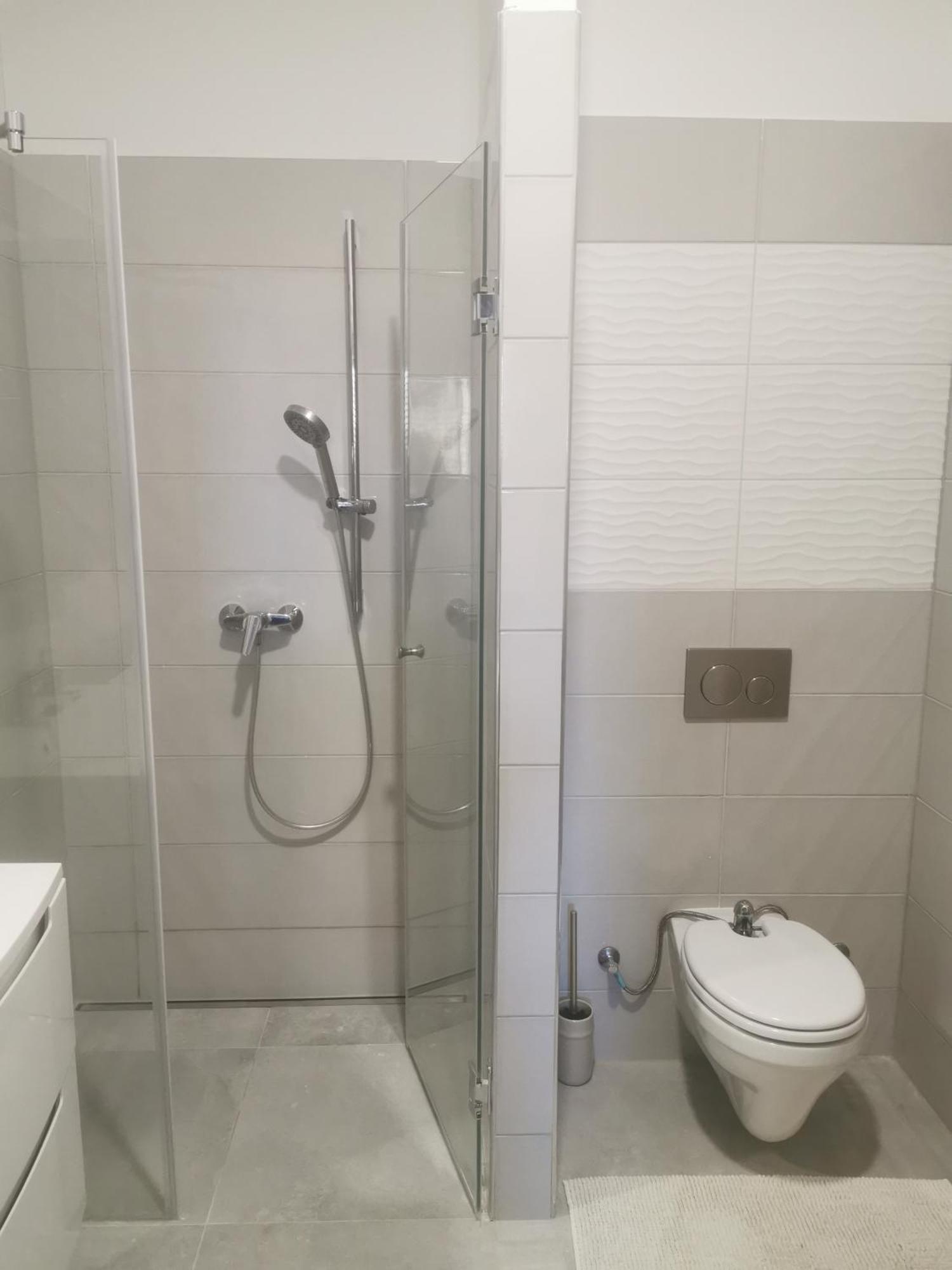 Beli Apartman Melygarazzsal Hévíz Esterno foto